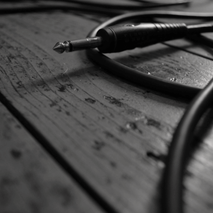 Hannes Reeh – UNPLUGGED Music & Wine – Sommerabend mit Musik, Wein & Genuss!